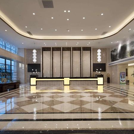 Ramada Plaza By Wyndham Enshi Hotel Luaran gambar