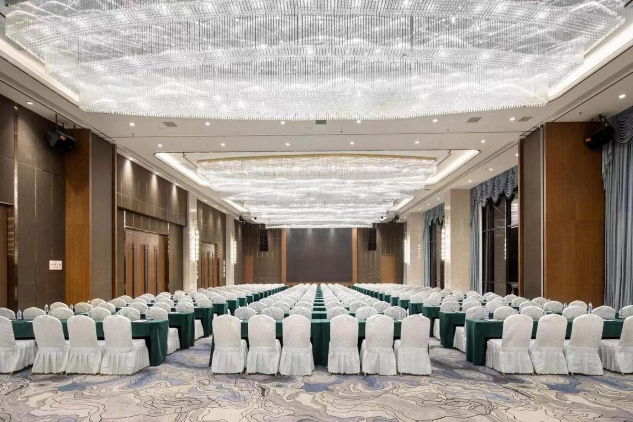 Ramada Plaza By Wyndham Enshi Hotel Luaran gambar