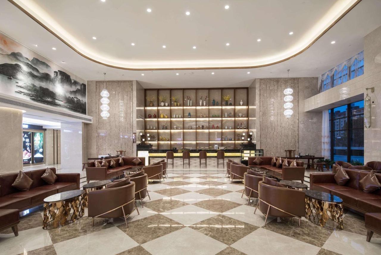 Ramada Plaza By Wyndham Enshi Hotel Luaran gambar